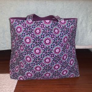 VERA BRADLEY Grand Tote 💟